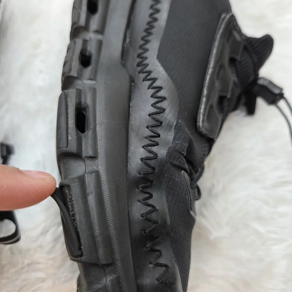 On Running Cloudswift‎ 3 Black Sneakers Men's Size 10.5 Swiss Engineering